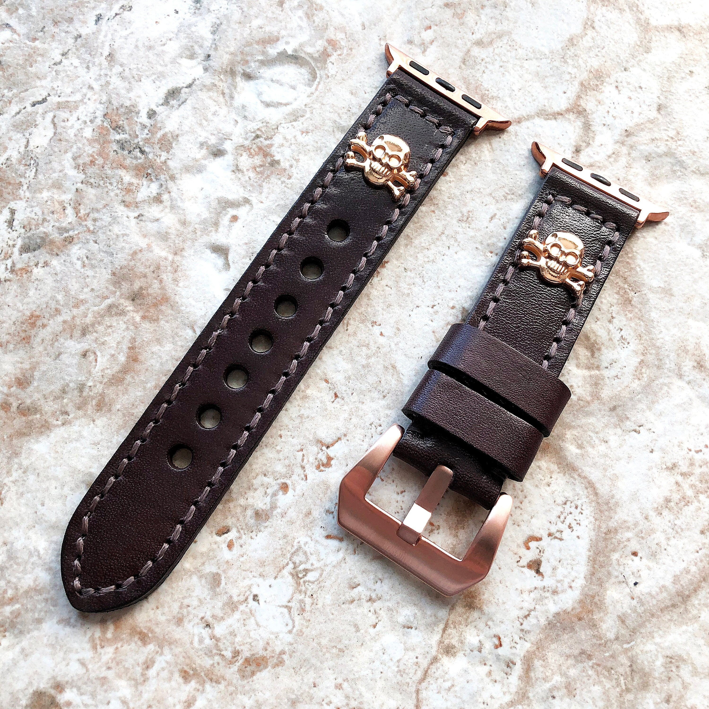 Apple Watch Band Brown Leather Metal Rivets Skull Crossbones for Ultra 2 and 9 8 Series iWatch 41mm 45mm 49mm Handmade Strap Bracelet RGL